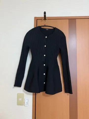 PLST 페플럼 가디건 S 사이즈