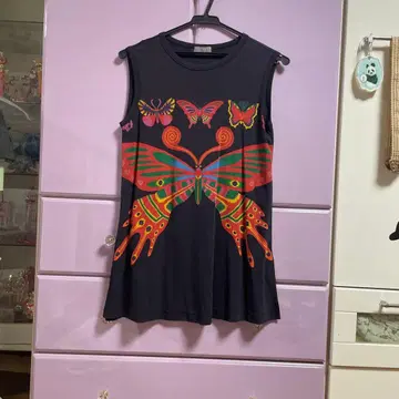 토쿠코 프리미에 나비