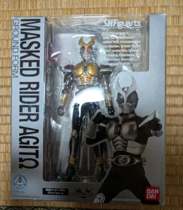 반다이 S.H.피규아트 가면라이더 아기토 그랜드폼