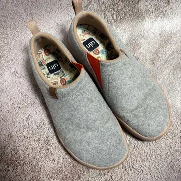 UIN 데크 슈즈 워킹화 통굽 스니커즈 슬립온 그레이