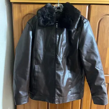 브라운 가죽 퍼 포함 자켓