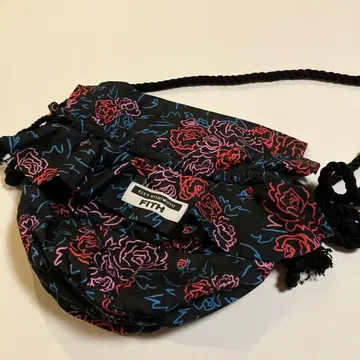 이리 키시모토 FITH 꽃무늬 숄더백