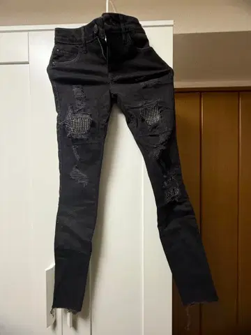 GUESS 데미지 데님