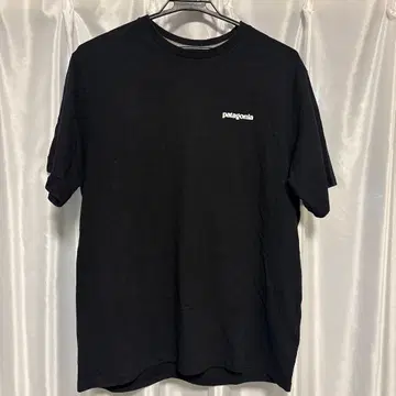 patagonia 블랙 T셔츠 M사이즈