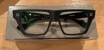 Dita VENZYN 클리어 블랙 안경