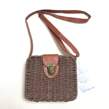 [ 새상품 ] 바스켓백 플랩 숄더백 다크 브라운 꽃무늬 안감