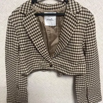 dazzlin 숏 테일러드 자켓