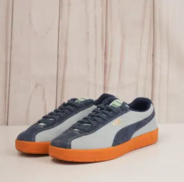 새상품급 PUMA 델핀 블록 24.5cm