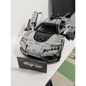 메르세데스 AMG 원 레고 모델