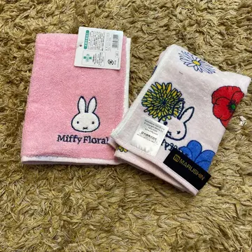 새상품 미피 타월 손수건 2장 세트 플로럴 꽃 30cm x 30cm