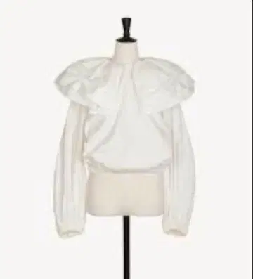 LUDLOW ELIZABETH 블라우스 타키마키 착용