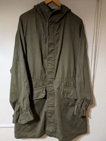 후드 부착 올리브 그린 모즈 코트