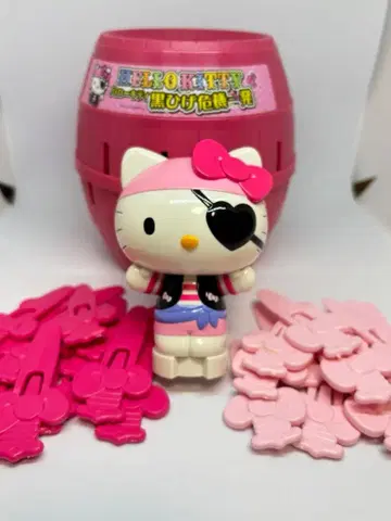 헬로키티 검은 수염 위기일발