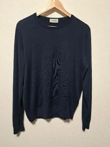 영국제 JOHN SMEDLEY 니트 L 네이비 얇은 소재
