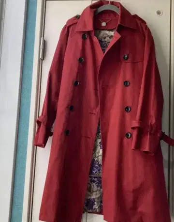 트렌치코트 꽃무늬 안쪽