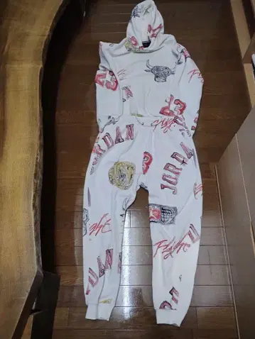 Jordan 셋업 L 사이즈 상의, M 사이즈 하의