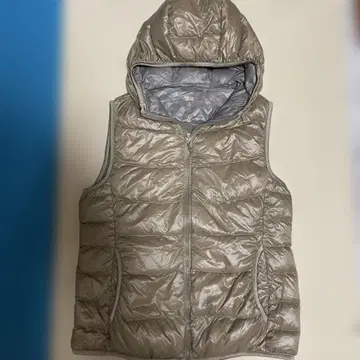 UNIQLO 후드 부착 다운 베스트 M