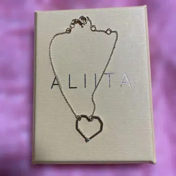 아리타 하트 팔찌