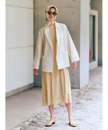 Mila Owen 스트레치 시어 더블 자켓