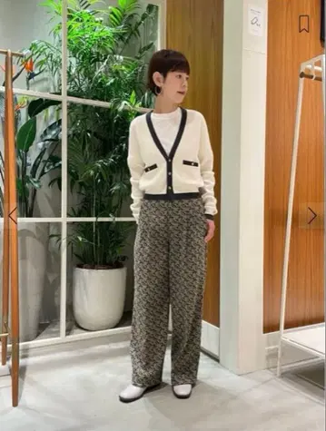 CABaN NOIX 자카드 2턱 세미 와이드 팬츠