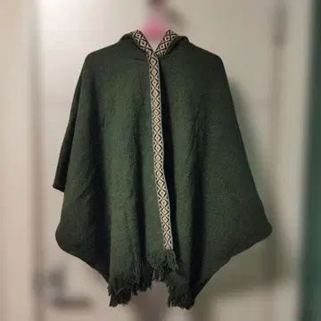 차이하네 후드 부착 판초