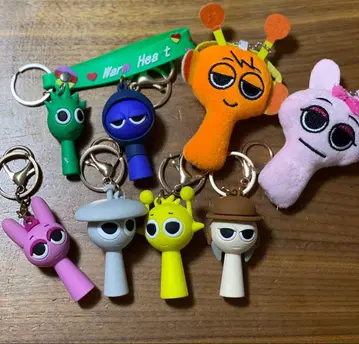 스플랜키 키링 8개 세트