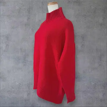 새상품급 슬로브 이에나 울 100% RICHESS 하이넥 풀오버