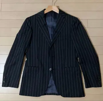 스트라이프 테일러드 자켓 UNIVERSAL LANGUAGE