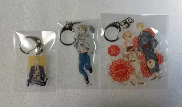 쿄카이노 카나타 칸바라 아키히토 쿠리야마 미라이 아크릴 키링