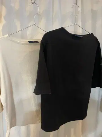 SAINT JAMES 블랙&키나리 반팔 T셔츠