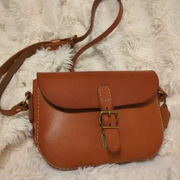 새상품급 헤르츠의 숄더백