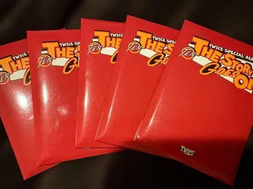 TWICE the story goes on 사전 예약 특전