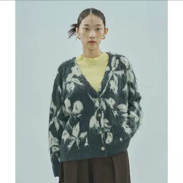 [ ROSE BUD ] 플라워 자카드 가디건