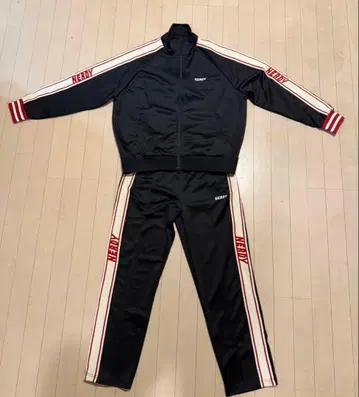 NERDY 트랙 셋업 M 사이즈 블랙