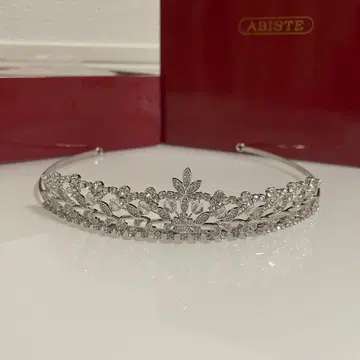 와타베 웨딩 ABISTE 티아라