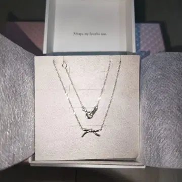 ete 리본 모티브 목걸이 플래티넘