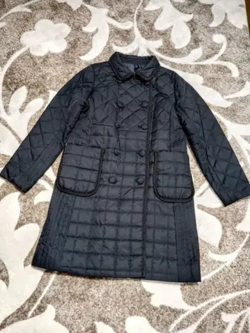 네이비 퀼팅 더블 브레스트 코트