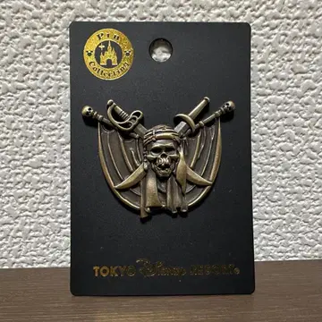 도쿄 디즈니 리조트 해적 스컬 핀 배지
