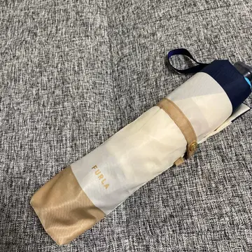 미사용 새상품 훌라 UV 가공 접이식 우산 네이비