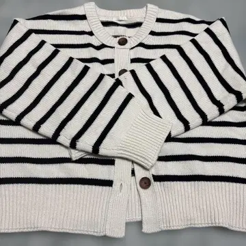 스트라이프 가디건