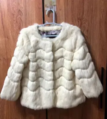 아이보리 퍼 긴팔 가디건