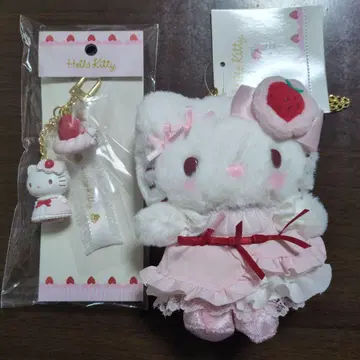 헬로키티 딸기 휘핑 케이크 마스코트 백참 키링