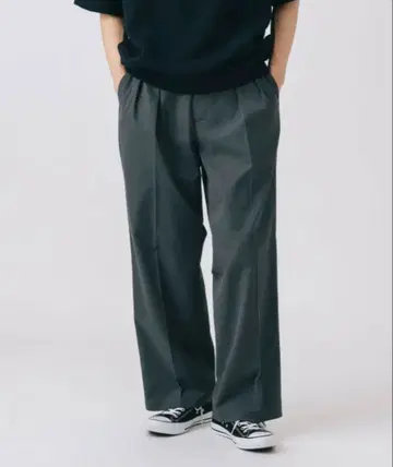 BEAMS HEART 마 혼방 투 턱 와이드 슬랙스