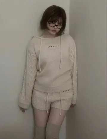 당일 발송 Mou 루즈 니트 세트업 andmary