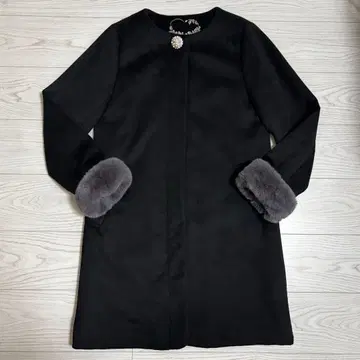 마제스틱 레곤 코트 블랙