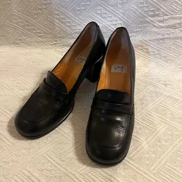 ing 블랙 가죽 로퍼