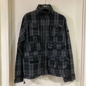 유나이티드 애로우즈 체크 무늬 밀리터리 자켓 M 사이즈