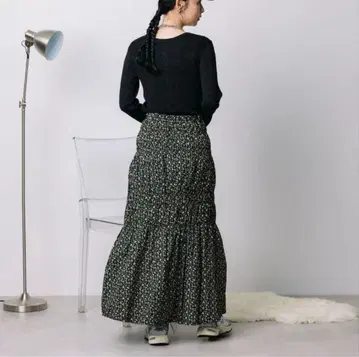 [택 포함 새상품] 꽃무늬 셔링 개더 스커트 FREAK'S STORE