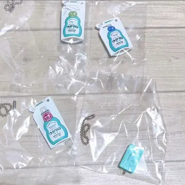 끈질긴 얼룩도 간편하게 깔끔 우타마로 미니어처 키링 가챠