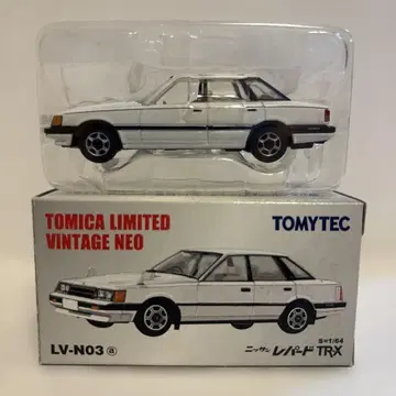 토미카 리미티드 빈티지 네오 닛산 레퍼드 TR-X